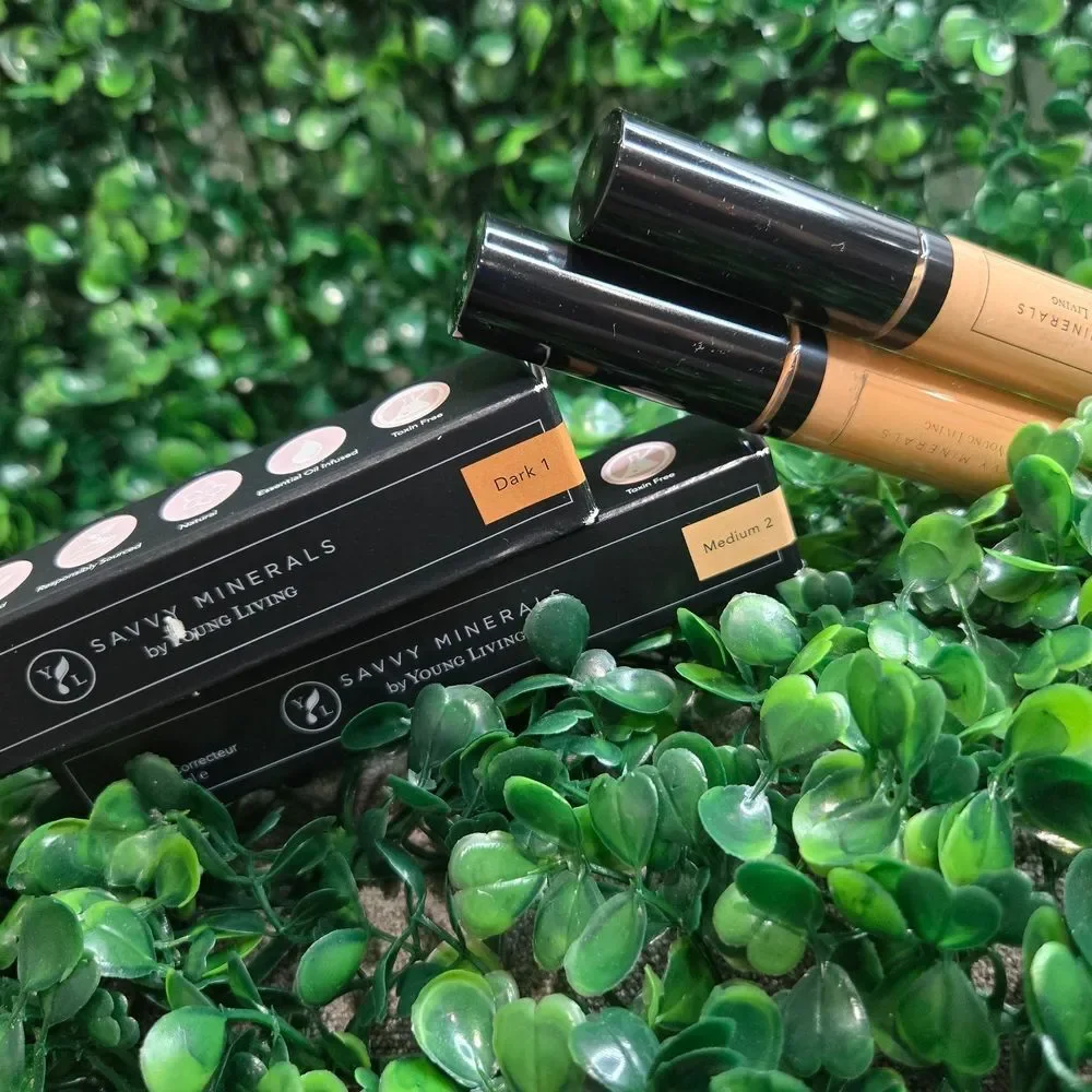 Young Living Savvy Minerals Liquid‎ Foundation - Dark 1 and Medium 2